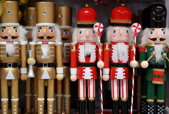 Предновогодняя торговля в Москве