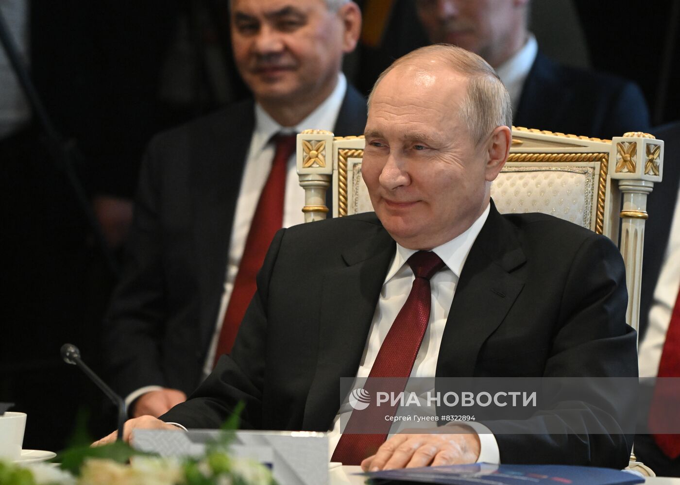 23 ноября 2022. Президент РФ Владимир Путин во время очередной сессии Совета коллективной безопасности Организации Договора о коллективной безопасности (ОДКБ) в расширенном составе в Ереване. Место: Армения, Ереван. Автор: Сергей Гунеев/РИА Новости. Президент РФ В. Путин принял участие в сессии Совета коллективной безопасности ОДКБ