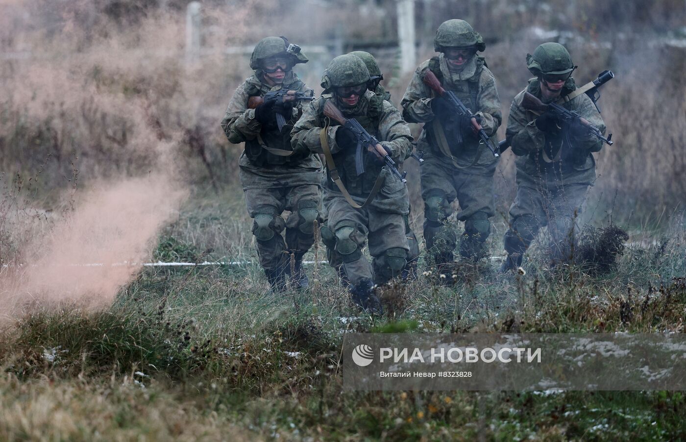 Прохождение психологической полосы морскими пехотинцами в Калининграде