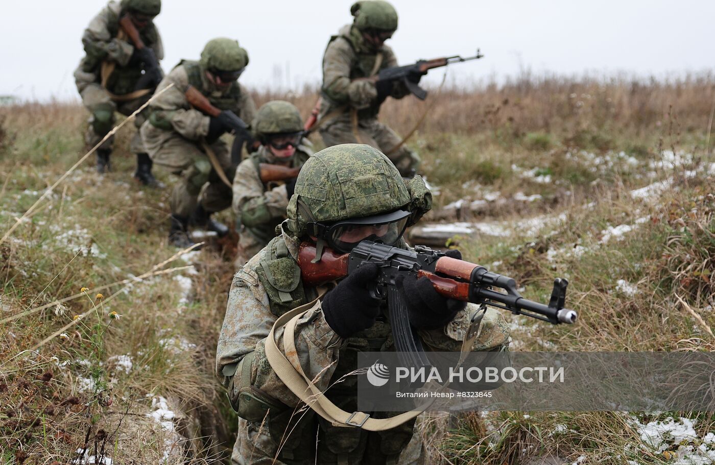 Прохождение психологической полосы морскими пехотинцами в Калининграде
