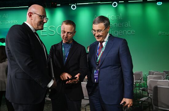 Конференция Сбера по искусственному интеллекту