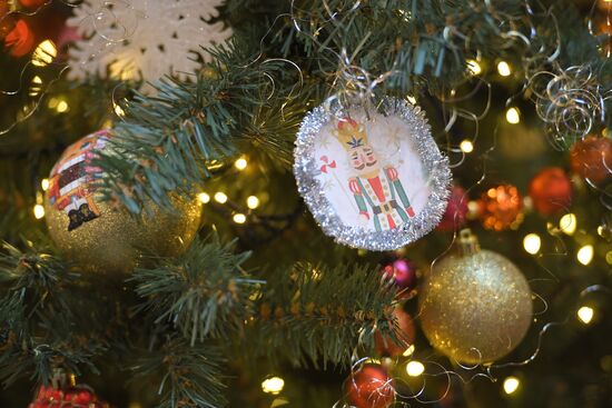 Новогоднее украшение ГУМа