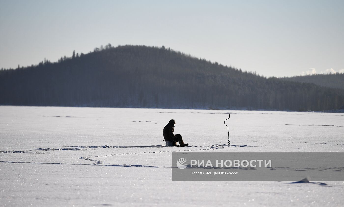 Подледная рыбалка в Свердловской области