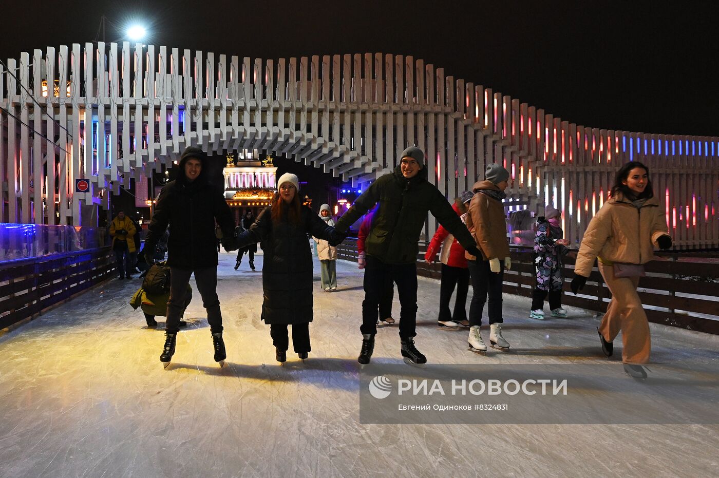 Открытие катков в Москве