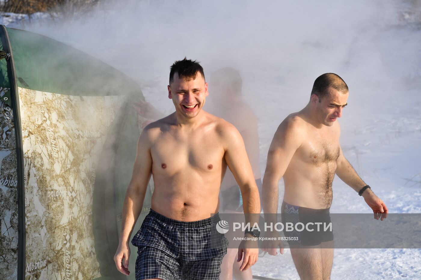 Открытие купального сезона моржей в Сибири