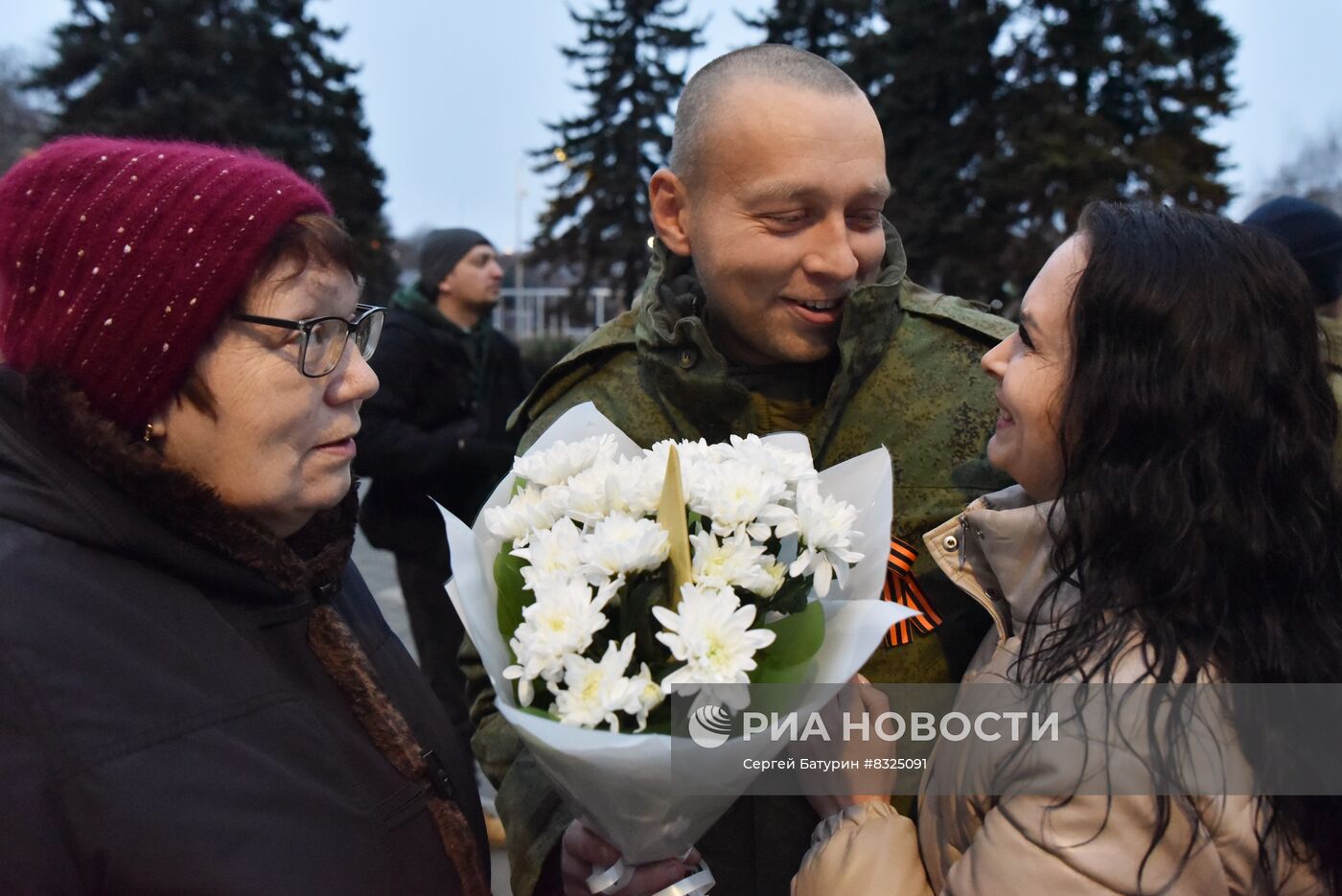 Встреча с освобожденными пленными в ДНР