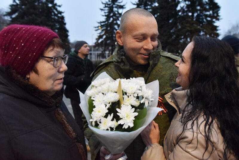 Встреча с освобожденными пленными в ДНР