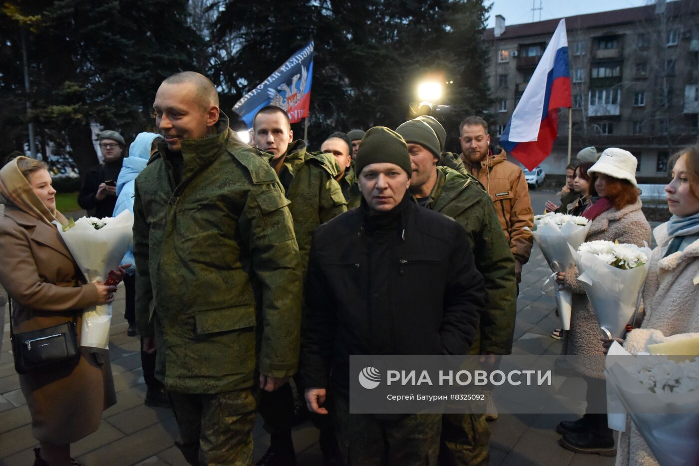 Встреча с освобожденными пленными в ДНР