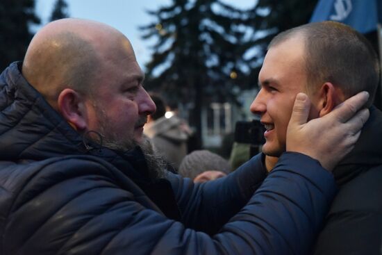 Встреча с освобожденными пленными в ДНР