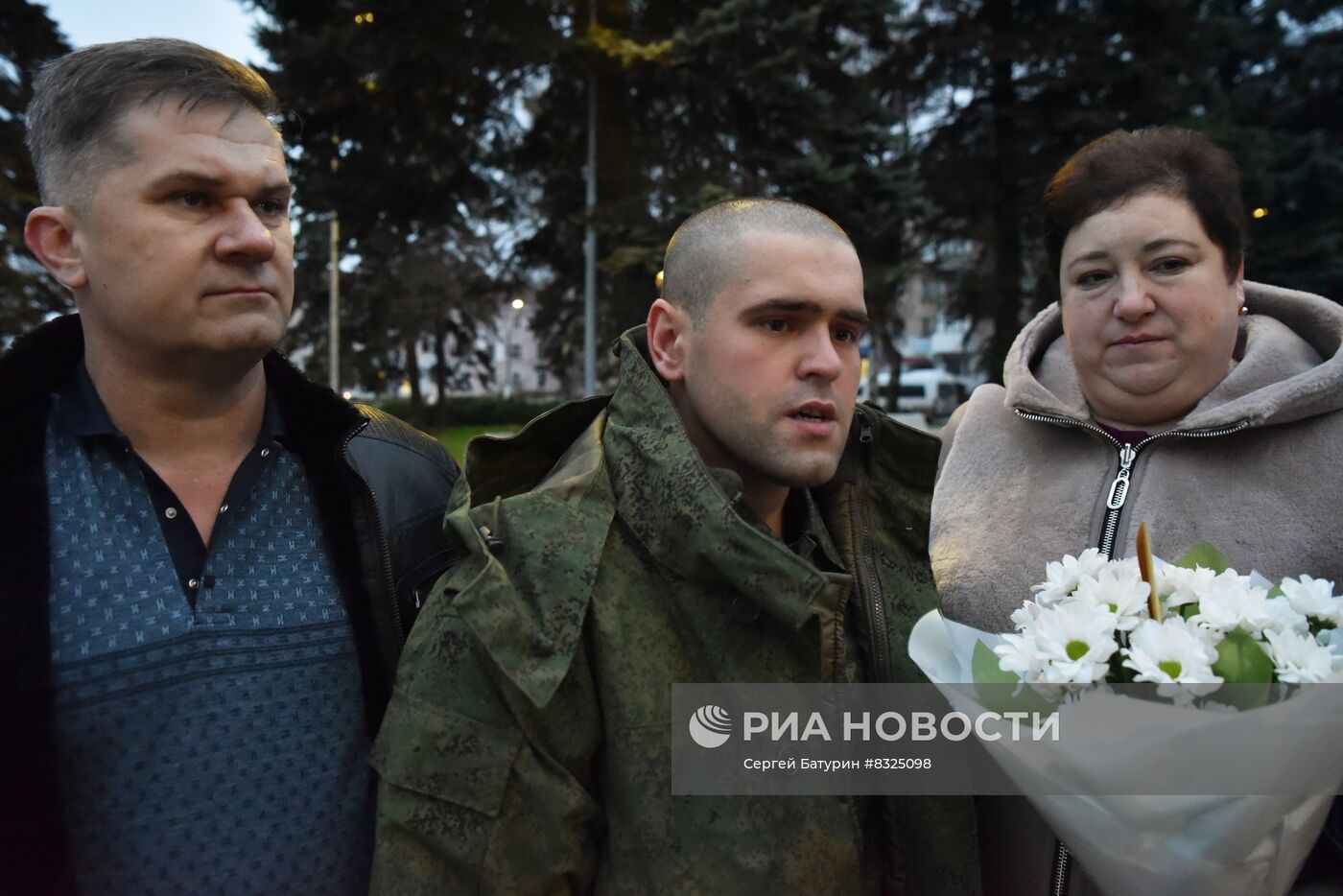 Встреча с освобожденными пленными в ДНР