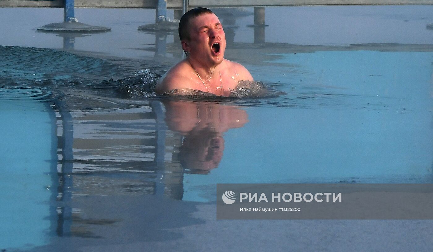 Открытие купального сезона моржей в Сибири