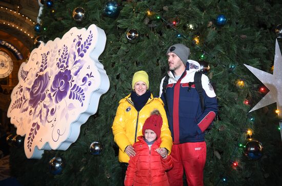 Открытие ГУМ-Катка и ГУМ-Ярмарки на Красной площади 