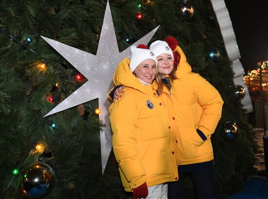 Открытие ГУМ-Катка и ГУМ-Ярмарки на Красной площади 