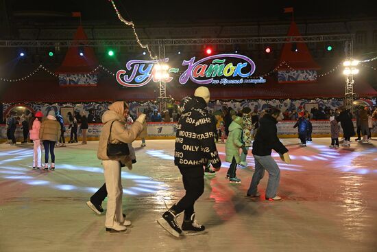 Открытие ГУМ-Катка и ГУМ-Ярмарки на Красной площади 