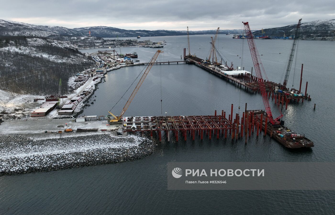 Строительство морского порта "Лавна" в Мурманской области