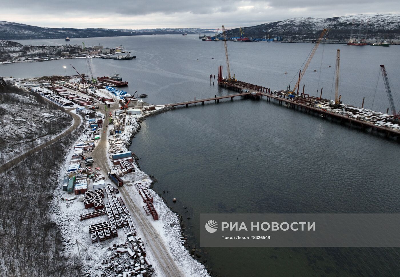 Строительство морского порта "Лавна" в Мурманской области