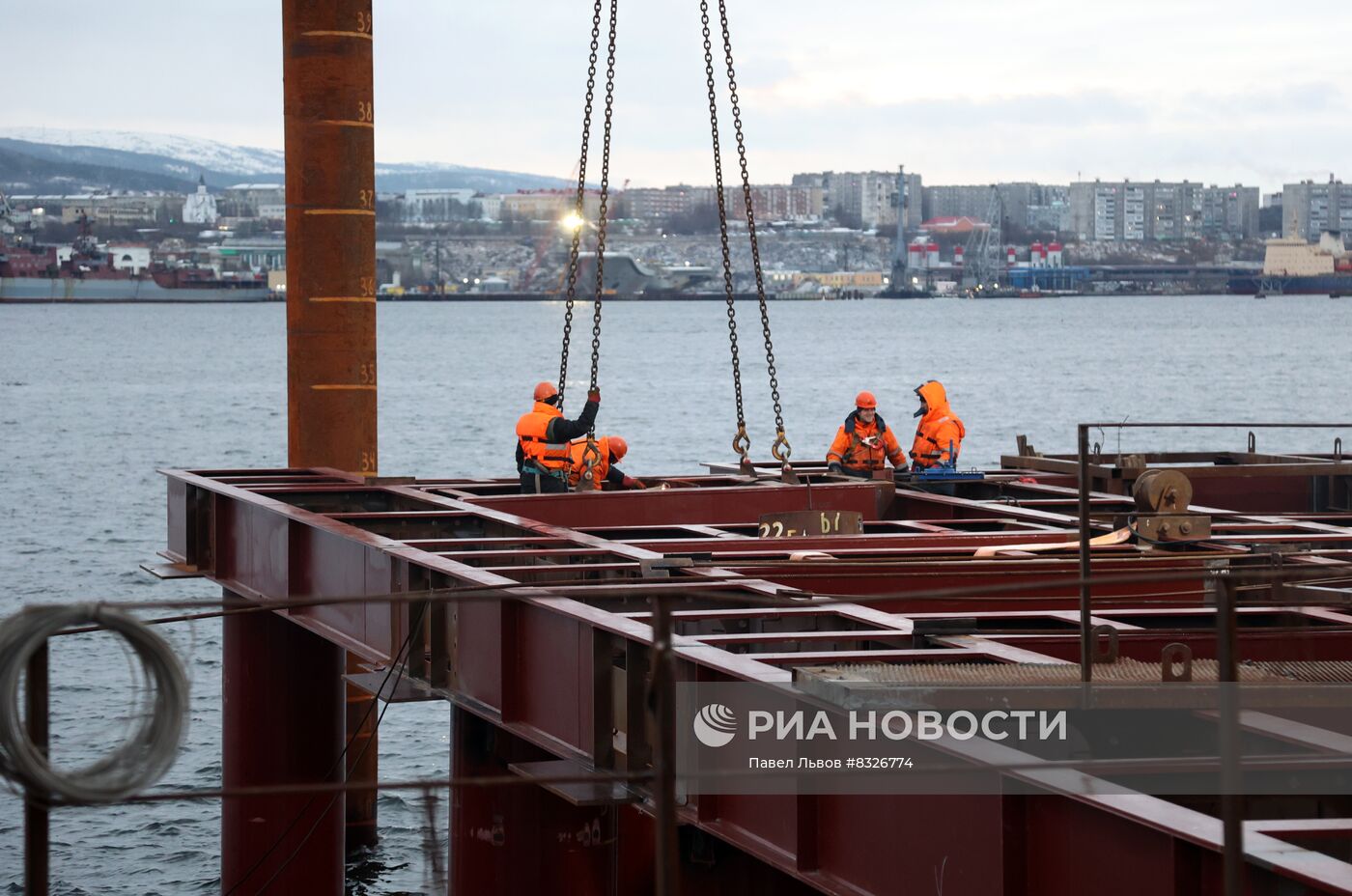 Строительство морского порта "Лавна" в Мурманской области