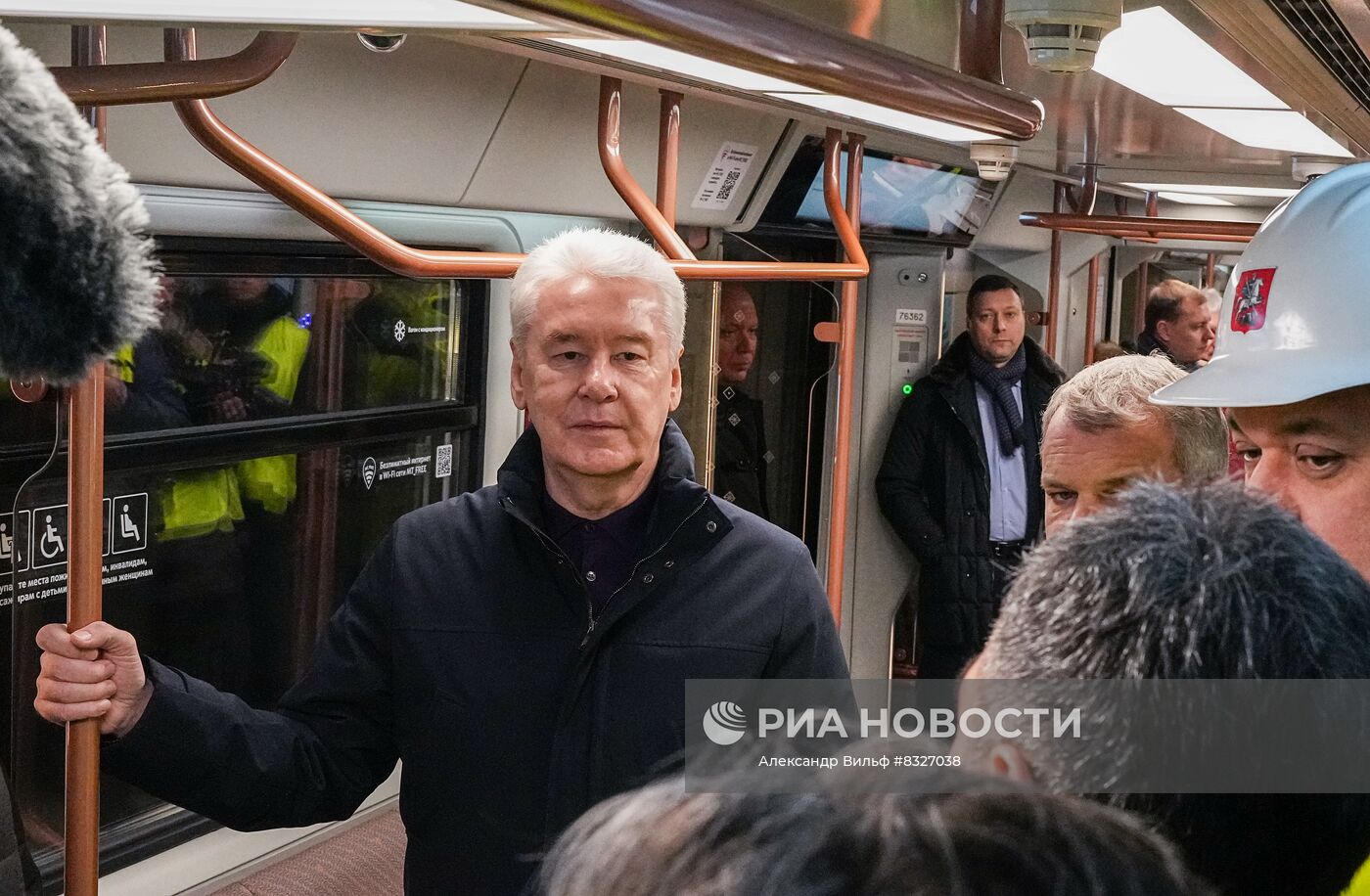 Мэр Москвы С. Собянин протестировал северо-восточный участок БКЛ 