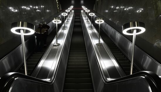 Мэр Москвы С. Собянин протестировал северо-восточный участок БКЛ 