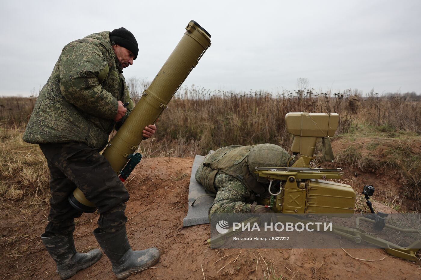 Боевые стрельбы из ПТРК "Фагот" в Калининградской области