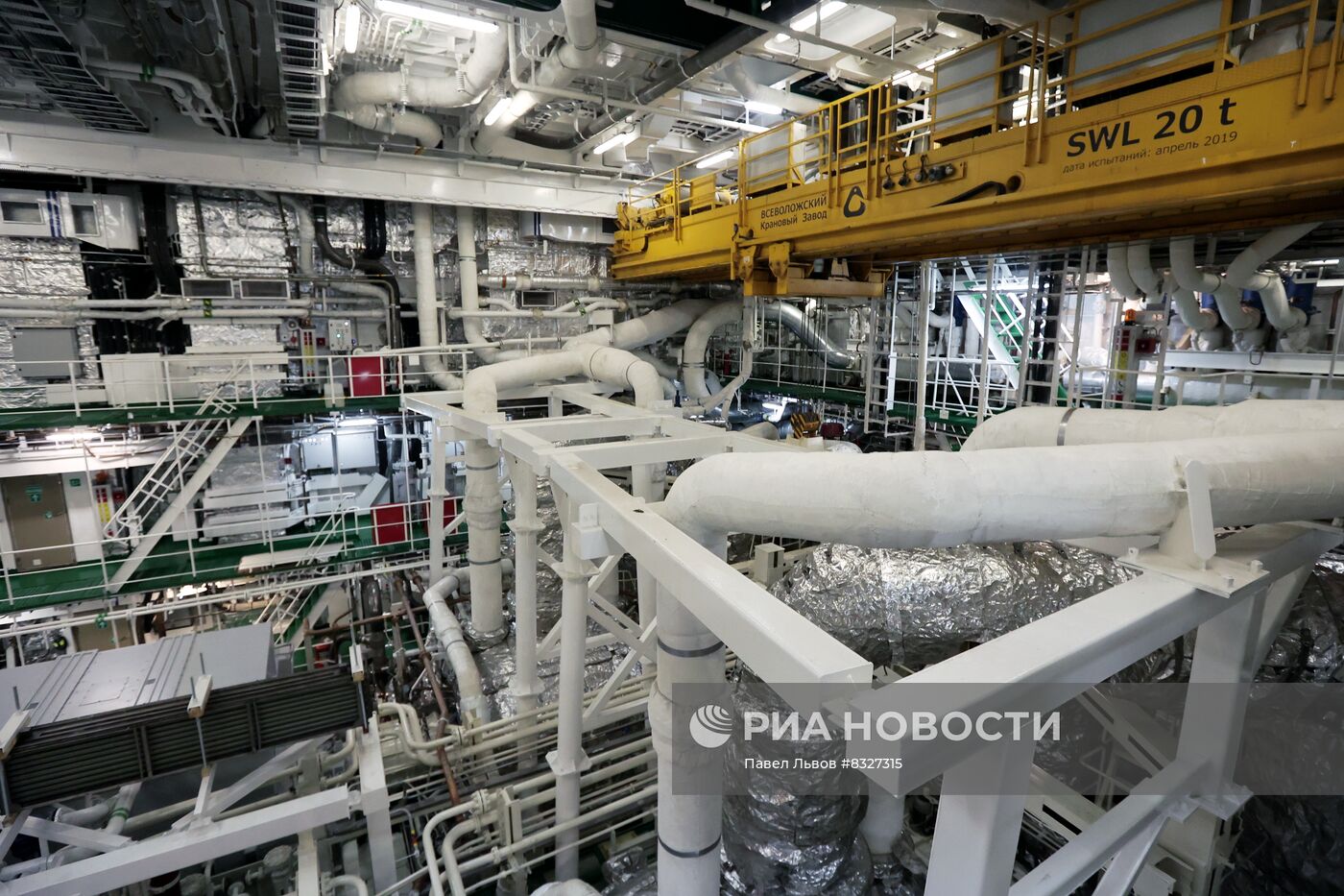 Ледокол "Урал" в Мурманске