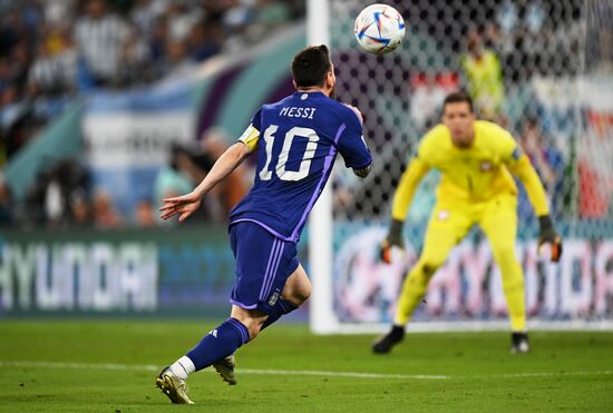 Футбол. ЧМ-2022. Матч Польша - Аргентина