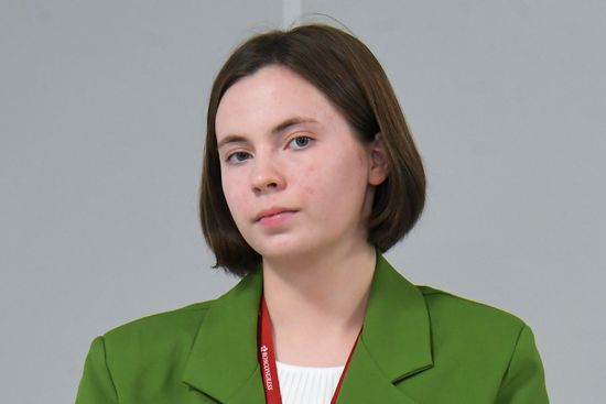 Участник проекта "Точка Юниор" Полина Павлова на сессии "Искусственный интеллект в образовании: реальность и перспективы" в рамках II Конгресса молодых ученых в Парке науки и искусства "Сириус". Фото могут быть использованы при наличии обязательной ссылки на источник. Место: Россия, Федеральная территория "Сириус". Автор: Максим Богодвид. II КМУ-2022. Искусственный интеллект в образовании: реальность и перспективы
