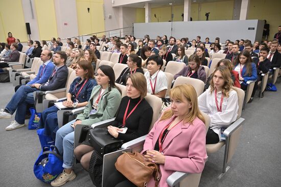 II КМУ-2022. Лекция "Современное состояние Мирового океана в условиях изменения климата и антропогенного воздействия"