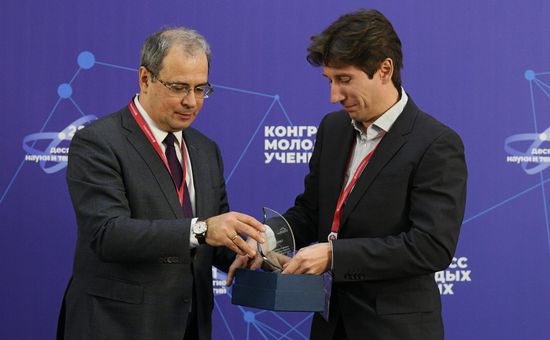 II КМУ-2022. Церемония награждения победителей Национального конкурса инновационных проектов аэрокосмической отрасли Sky.tech