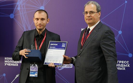 II КМУ-2022. Церемония награждения победителей Национального конкурса инновационных проектов аэрокосмической отрасли Sky.tech