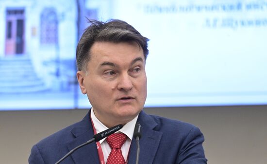 II КМУ-2022. Лекция. Культурно-историческая психология: цифровой трек, большие данные, виртуальная реальность