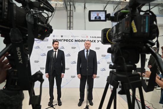 II КМУ-2022. Пресс-подход по итогам заседания комиссии Государственного совета РФ понаправлению "Наука"