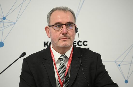 II КМУ-2022. Легко ли быть молодым ... ученым в аграрной науке?