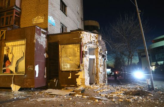 Последствия обстрела Киевского района Донецка