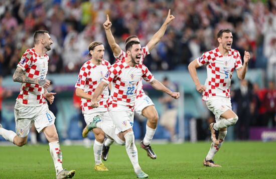 Футбол. ЧМ-2022. Матч Япония - Хорватия