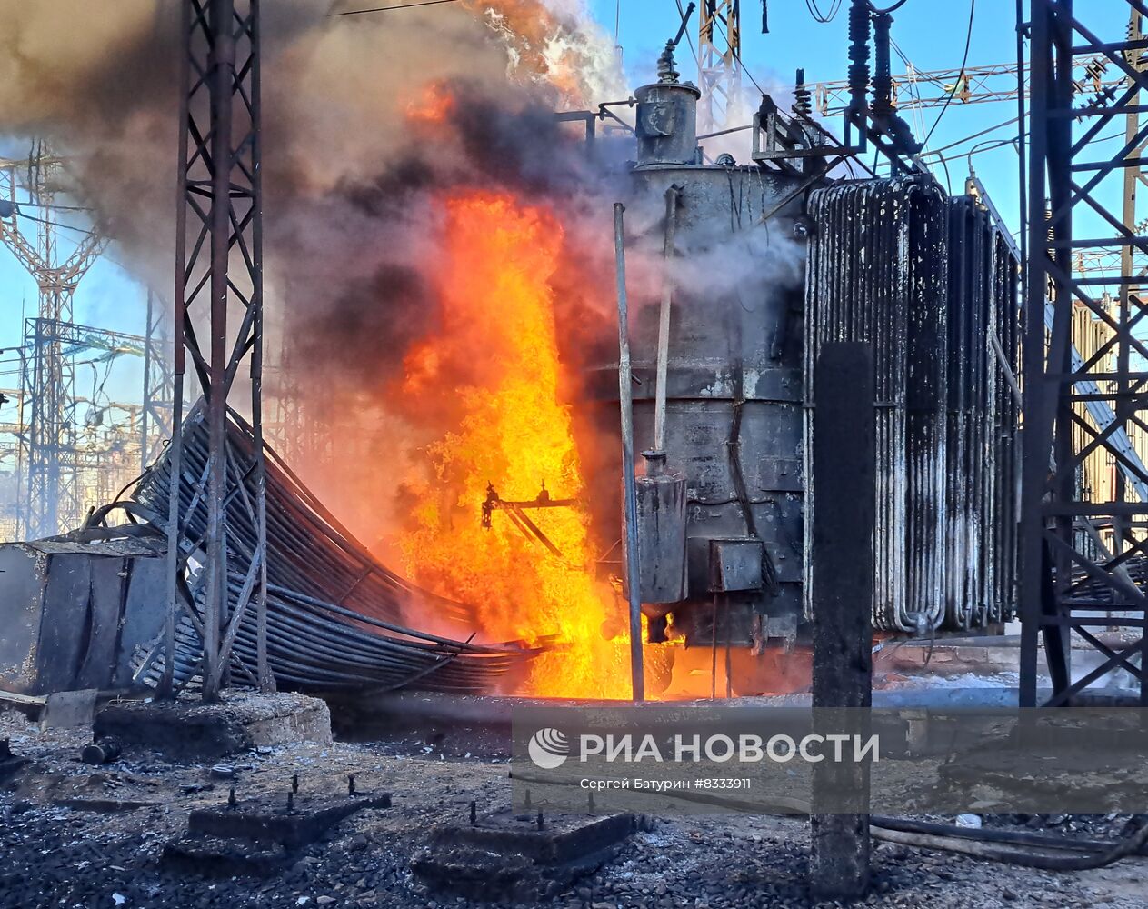 ВСУ обстреляли подстанцию в Макеевке
