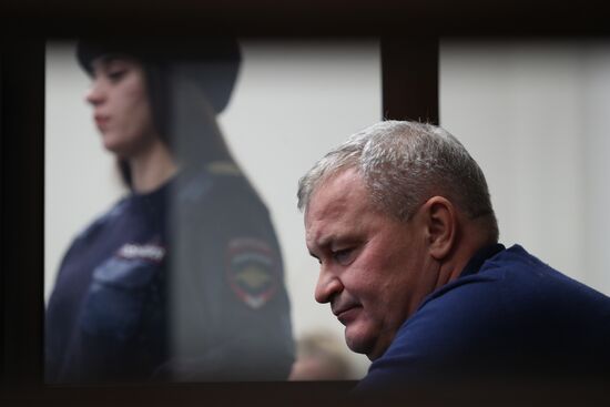 Избрание меры пресечения экс-главе правительства Кемеровской области В. Телегину