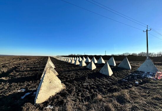 Строительство засечной черты в приграничных с Украиной регионах