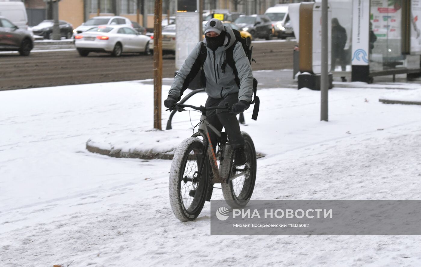 Снег в Москве