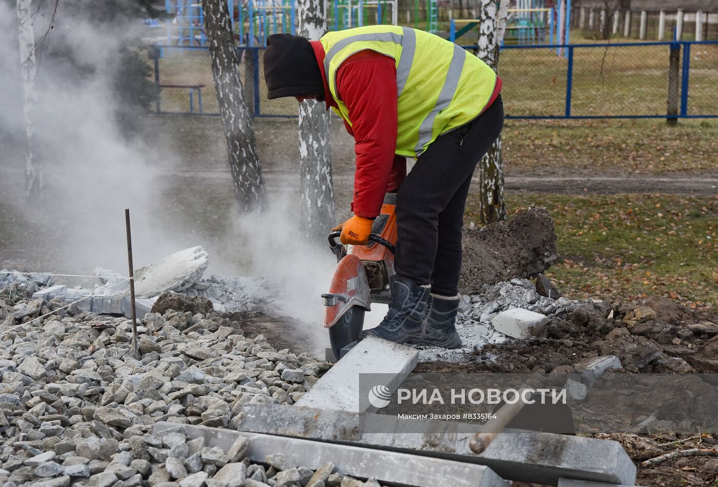 Ремонт автомагистрали в ЛНР