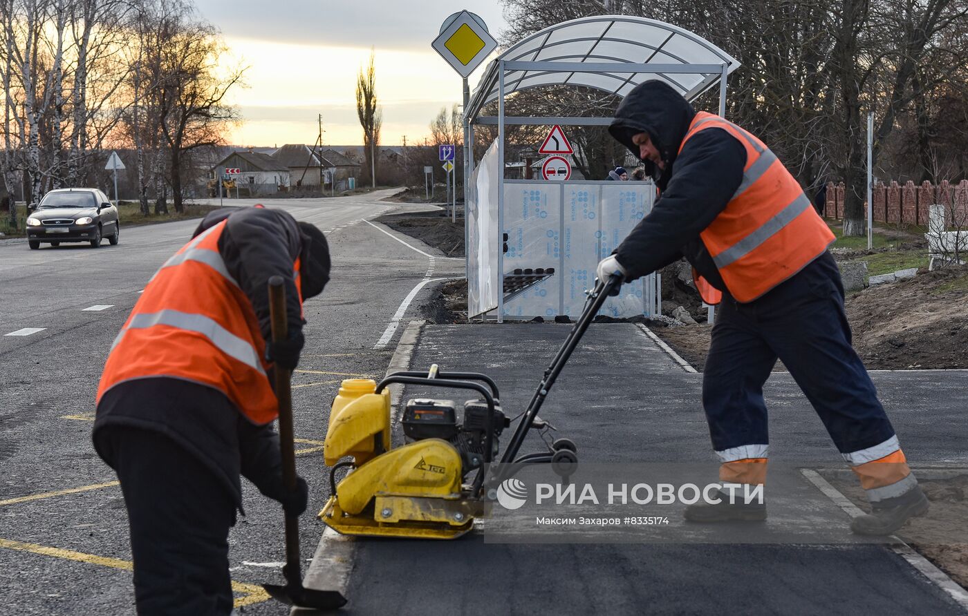 Ремонт автомагистрали в ЛНР