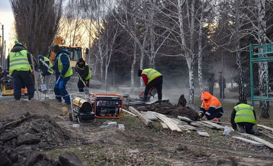 Ремонт автомагистрали в ЛНР