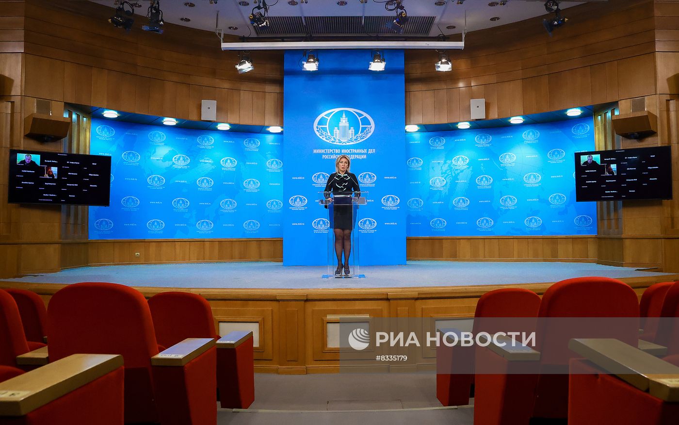 Брифинг официального представителя МИД России М. Захаровой