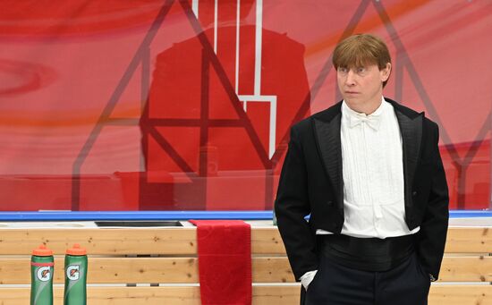 Хоккей. КХЛ. Матч "Спартак" - "Динамо" (Москва)