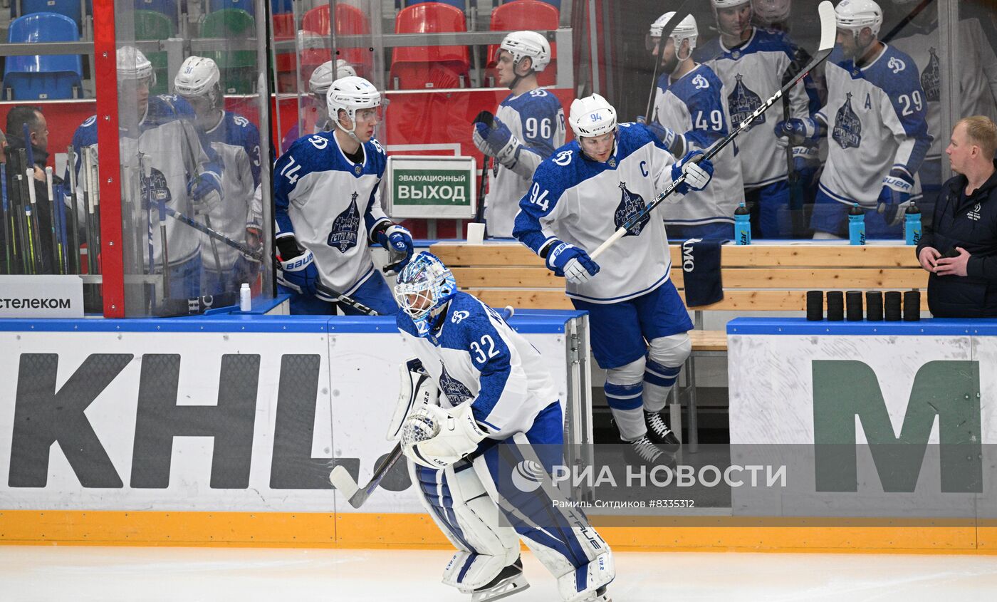 Хоккей. КХЛ. Матч "Спартак" - "Динамо" (Москва)
