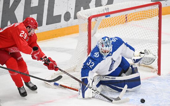 Хоккей. КХЛ. Матч "Спартак" - "Динамо" (Москва)