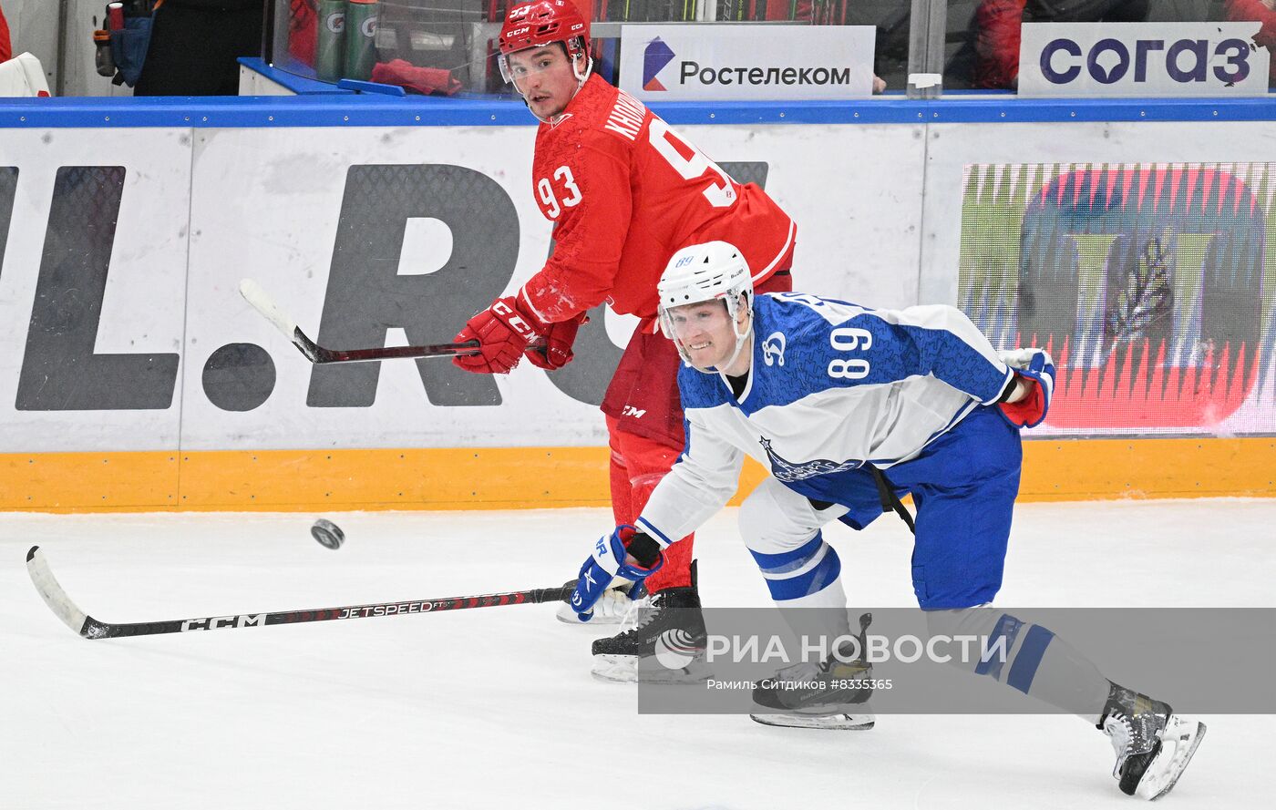 Хоккей. КХЛ. Матч "Спартак" - "Динамо" (Москва)