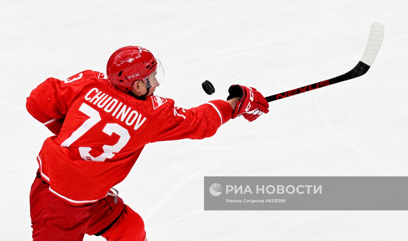 Хоккей. КХЛ. Матч "Спартак" - "Динамо" (Москва)