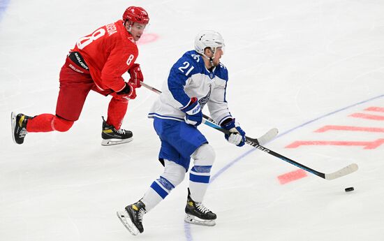 Хоккей. КХЛ. Матч "Спартак" - "Динамо" (Москва)