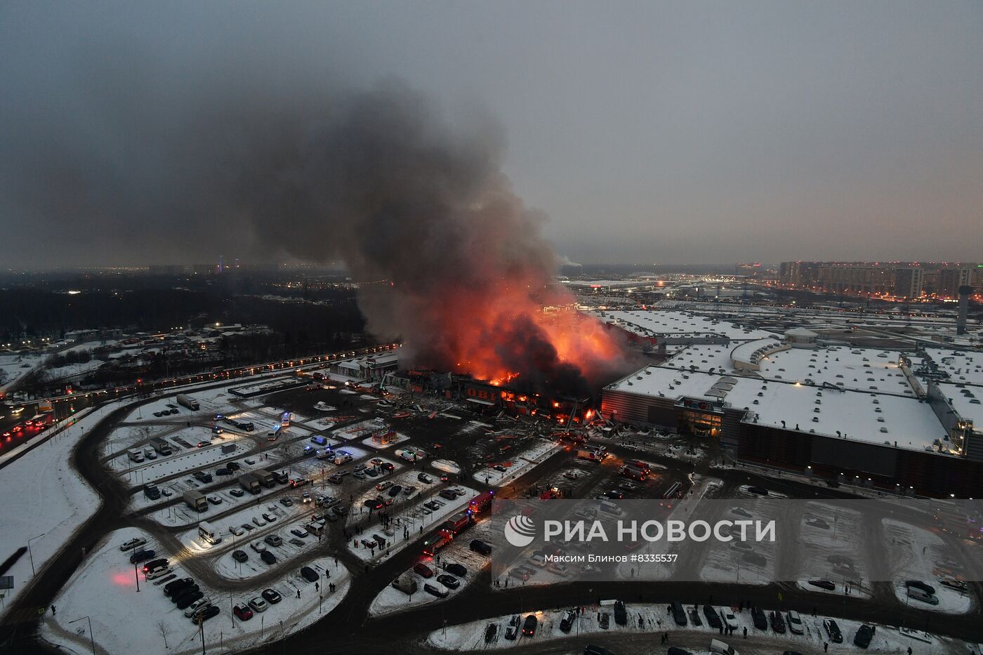 Пожар в ТЦ "Мега Химки"